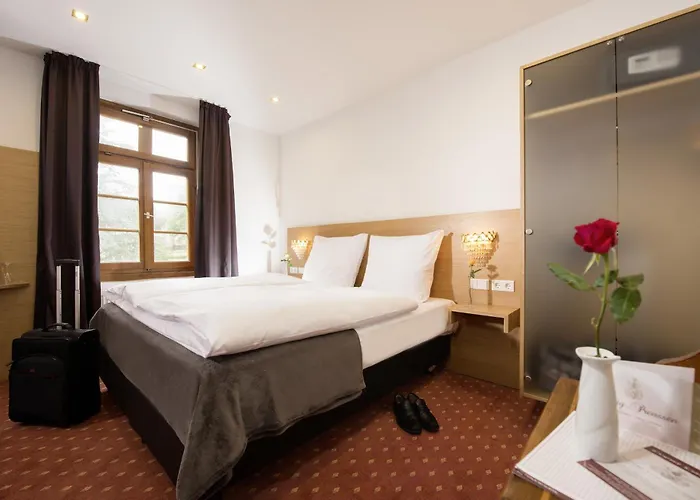 Landgasthof Koenig Von Preussen 3* 마르스첼